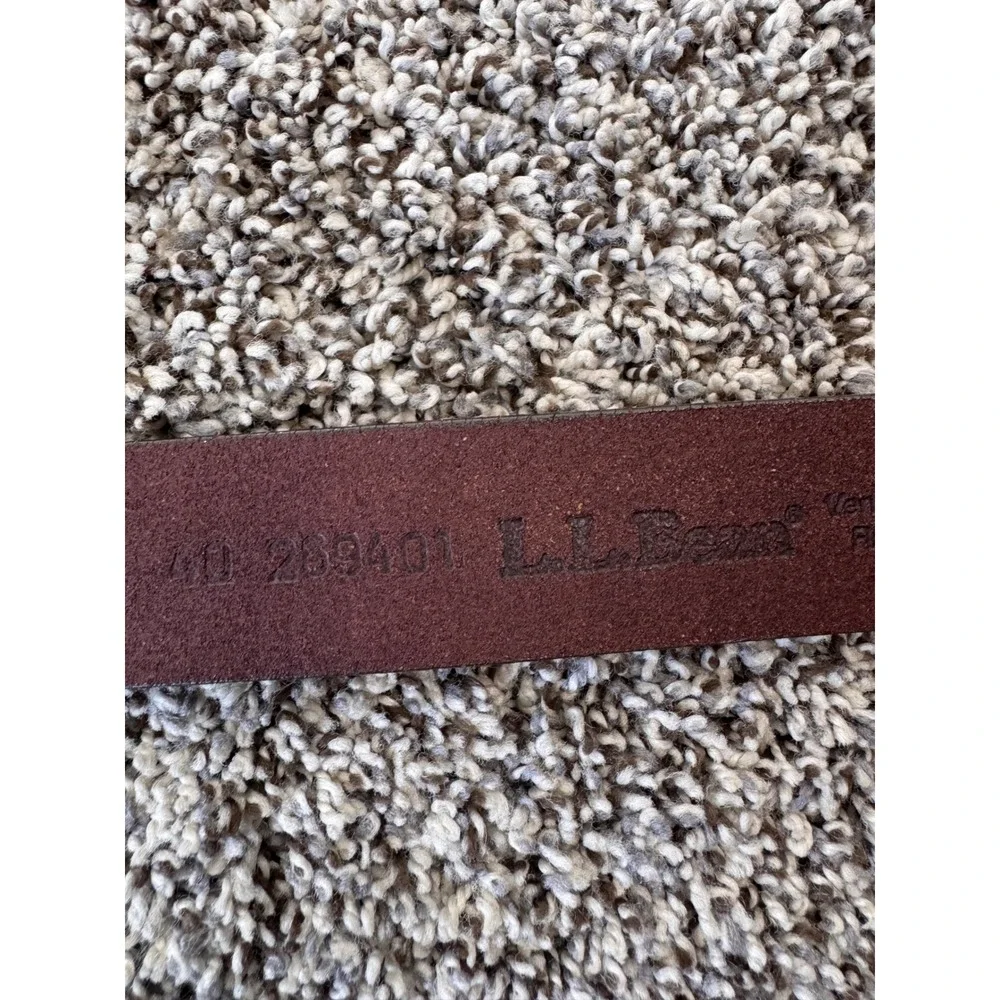 L.L. Bean Full Grain Leather Belt Mens 40 Brown Silver Buckle Classic Heritage